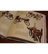 Atlas ilustrado bicicletas muy antiguas Historia 978-84-677-4891-8 VV.AA.